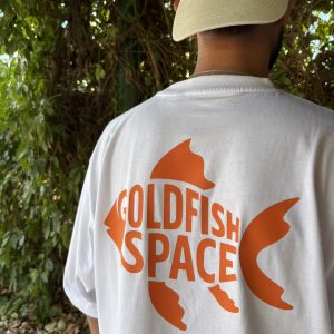 Camiseta Goldfish space "01"
